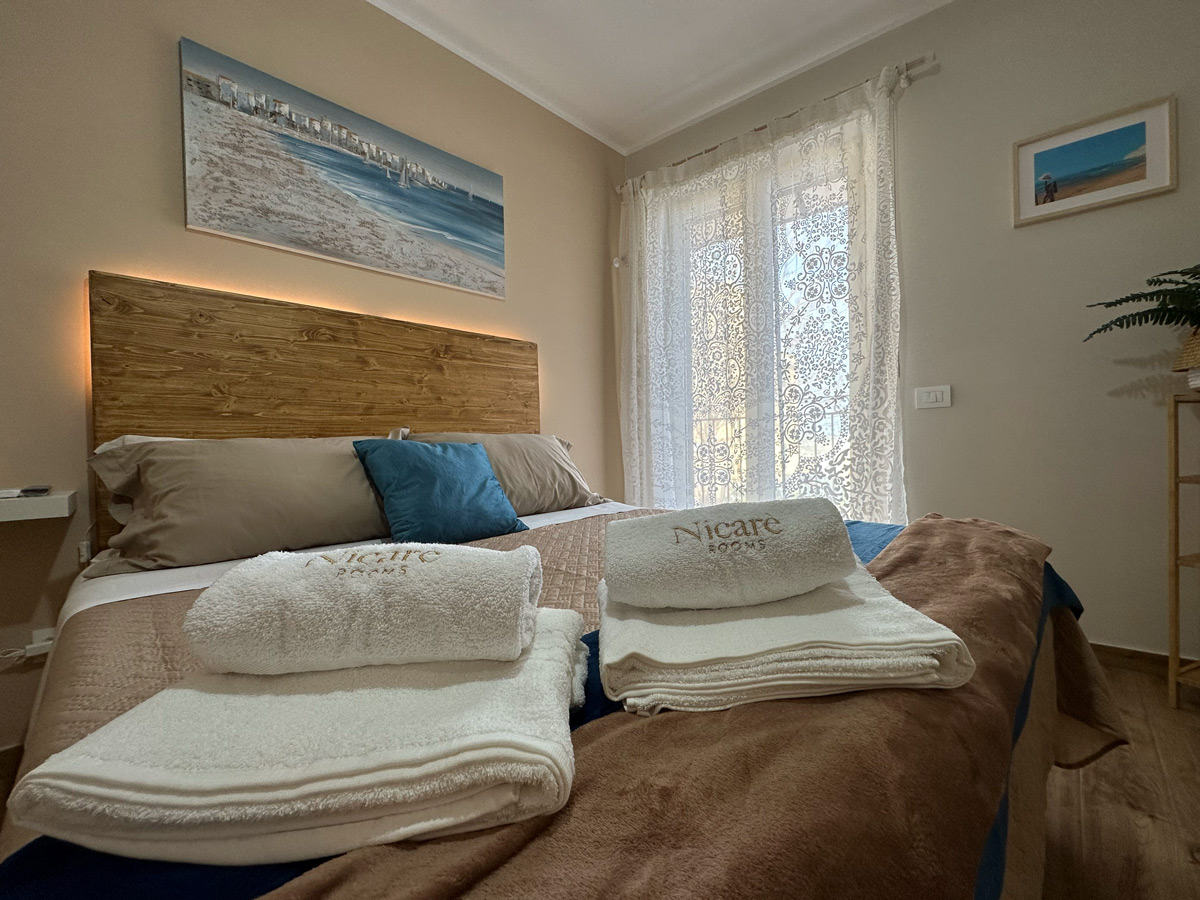 Nicare-Rooms-ad-Agrigento-citta-camera-white